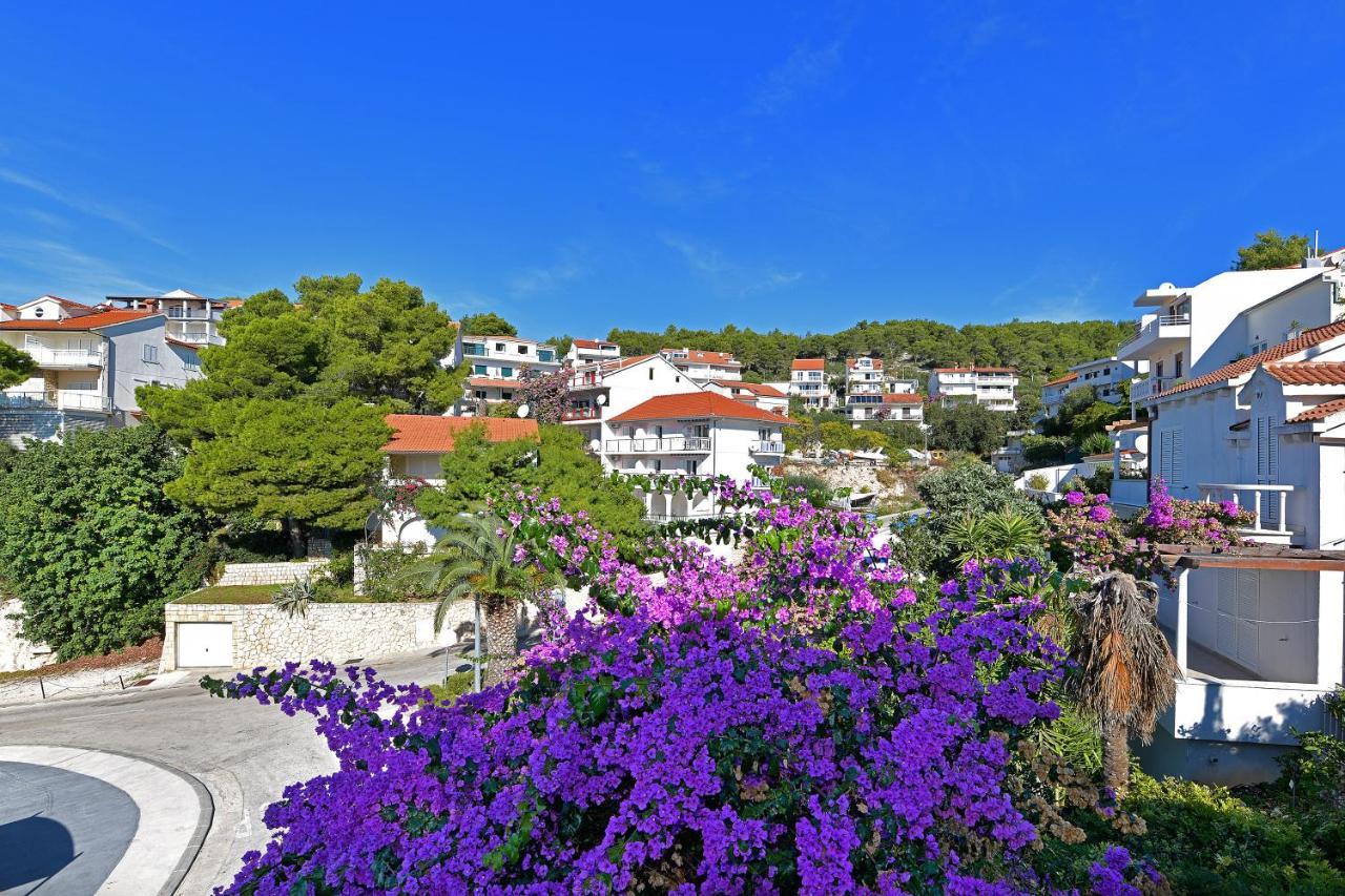 חוואר Apartments Biba Hvar מראה חיצוני תמונה