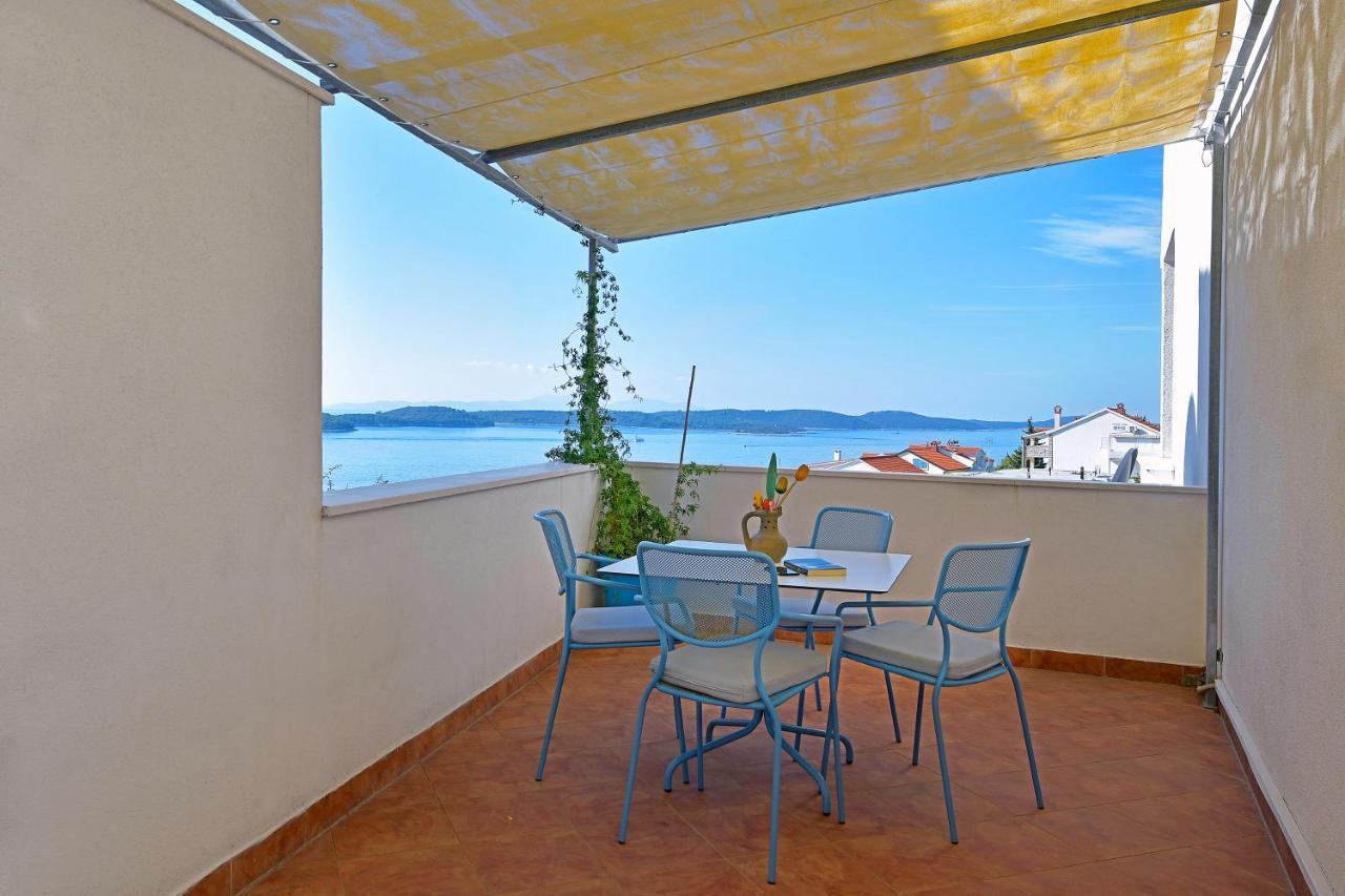 חוואר Apartments Biba Hvar מראה חיצוני תמונה