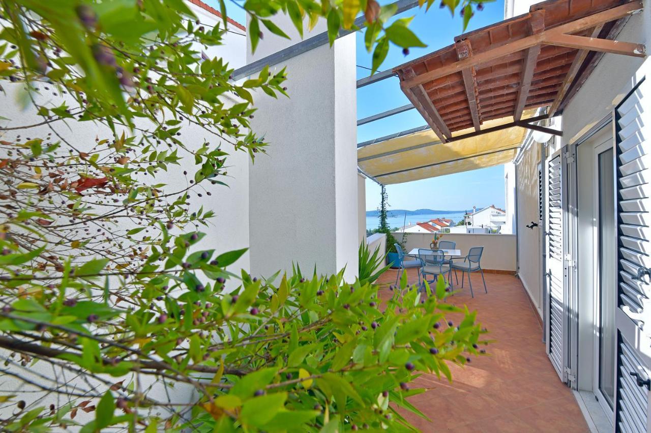 חוואר Apartments Biba Hvar מראה חיצוני תמונה